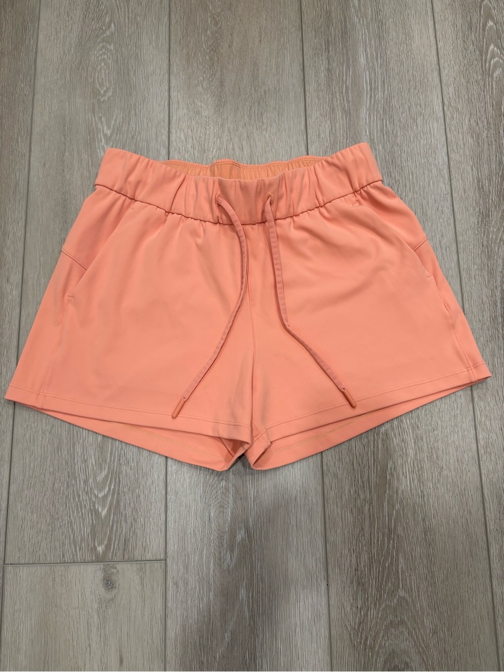 Zyia Women’s Peach Drawstring Club Shorts